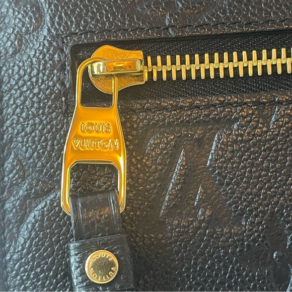 💜💜Louis Vuitton Pochette Métis in Empreinte Leather - Picture 6 of 17